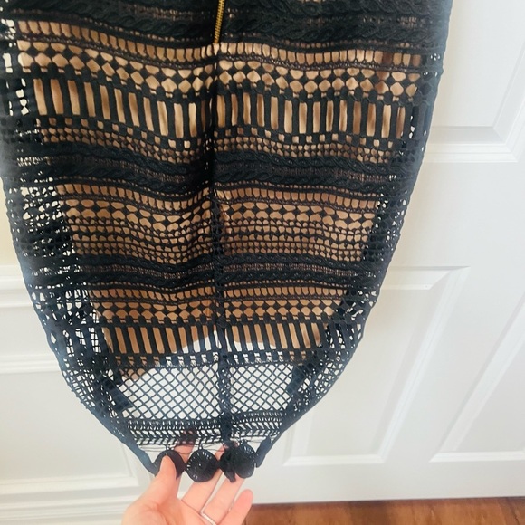 Stunning like new Gabby Skye black size 2 dress - Picture 7 of 8